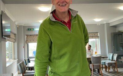 26-11-24 – Whitefields (127) – Griff Piles In ! And Moves To Top Money Spot !